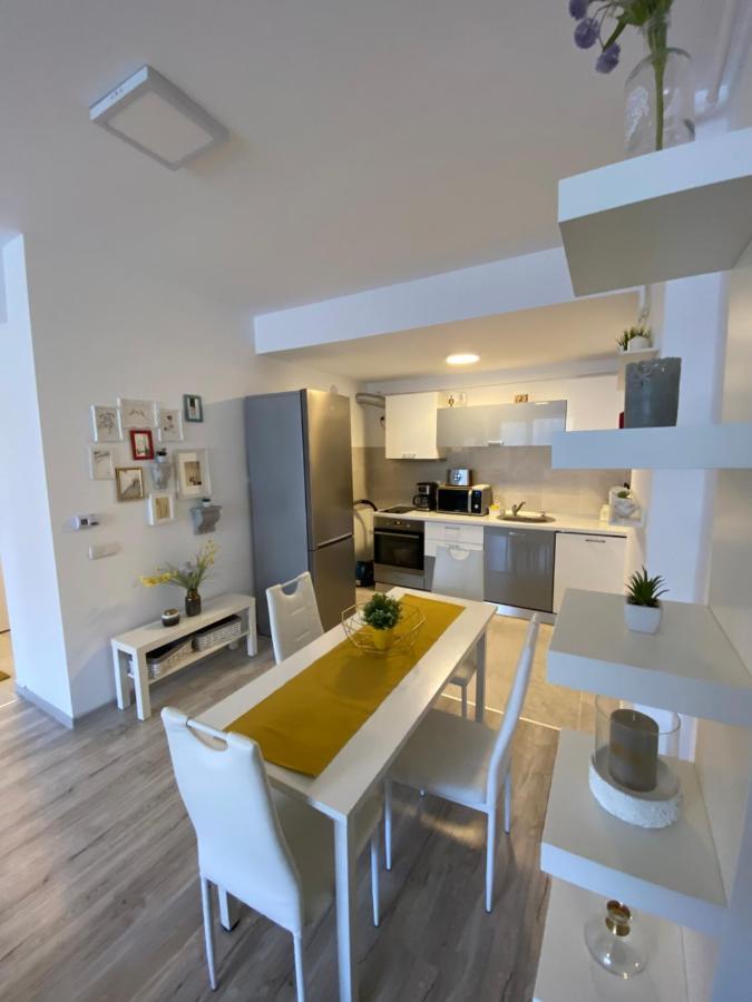 Harmony Apartment Sinaia Dış mekan fotoğraf